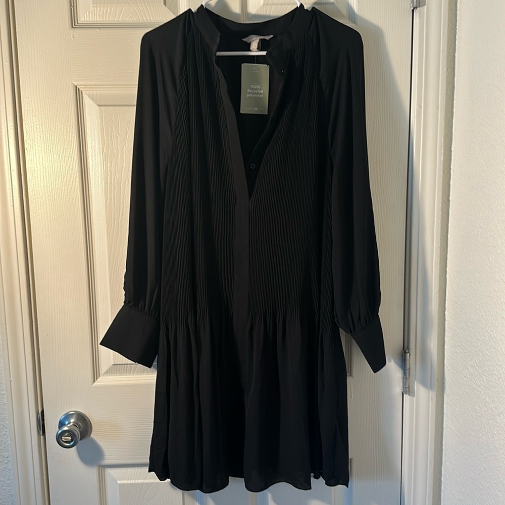 Black long sleeve dress